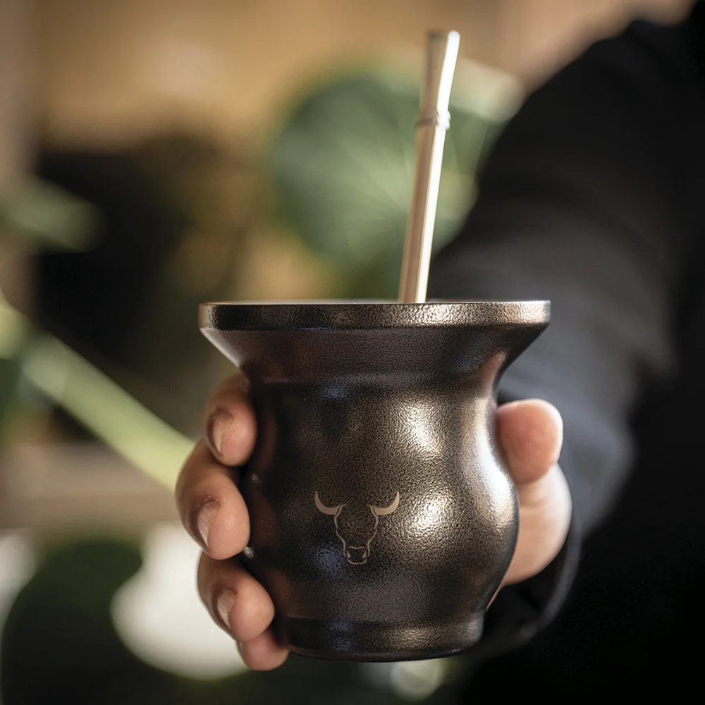 Mate con Bombilla Wayu – Tradición y estilo en cada sorbo