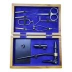 Standard Tool Kit with Pedestal Base Anglerhaus – Kit completo para iniciarse en el atado de moscas